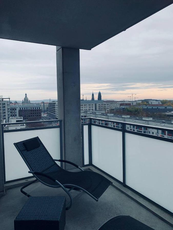 Apartment Mit Penthouse Charakter In Дрезден Екстериор снимка